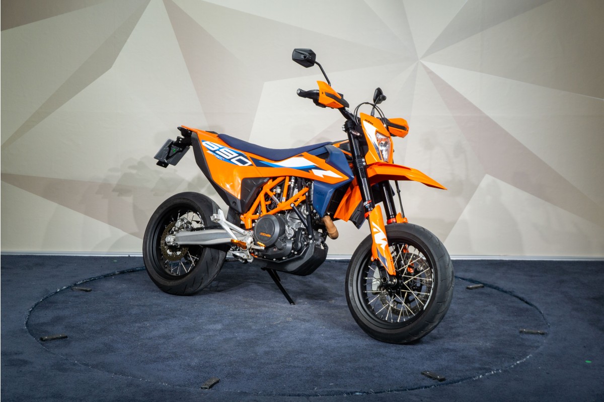 KTM 690 SMC R